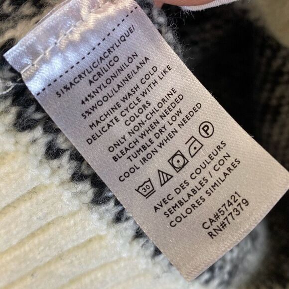 Ann Taylor Geo Stripe Tunic Sweater Size Medium Black and White Wool Blend - Picture 10 of 11